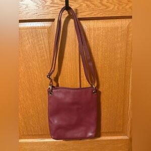 Elegant Burgundy Crossbody Bag